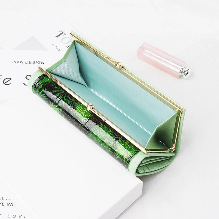 PATENT LEATHER LONG WALLET
